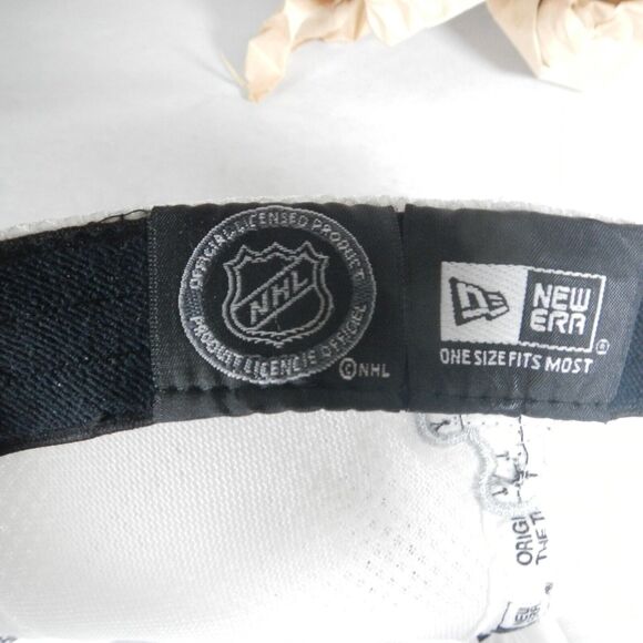 2009 New Era Stanley Cup Champions Flex Hat - Picture 10 of 10